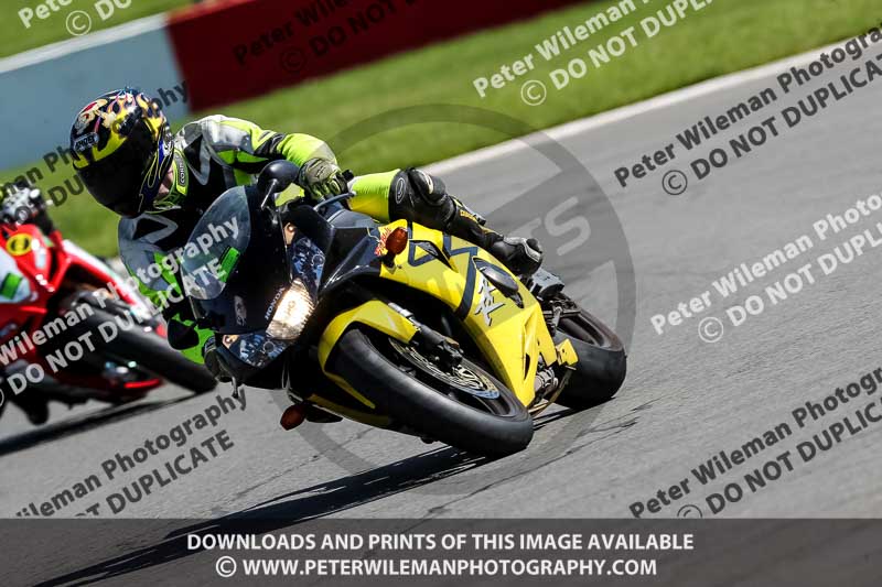 donington no limits trackday;donington park photographs;donington trackday photographs;no limits trackdays;peter wileman photography;trackday digital images;trackday photos